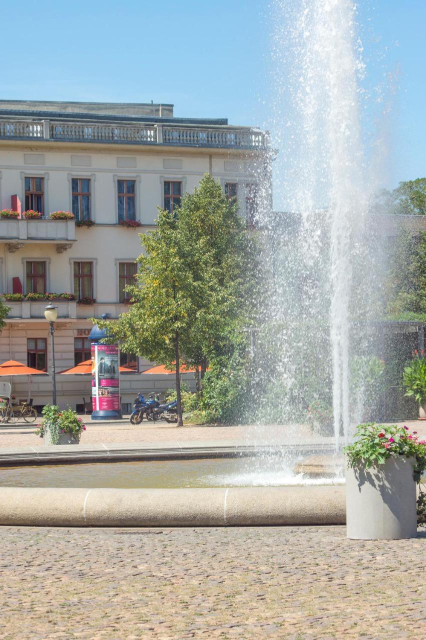 Hotel Am Luisenplatz Potsdam Exterior photo